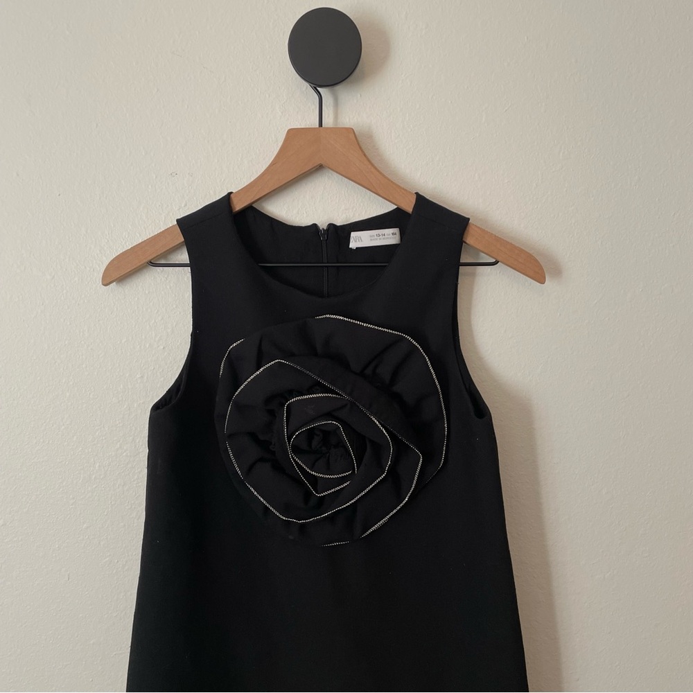 ZARA Girls Black Rosette Detail Dress 13 - 14 - Picture 3 of 6